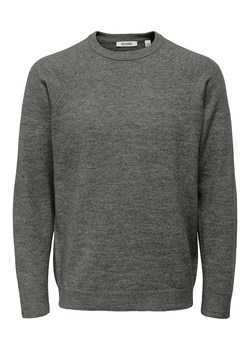 ONLY &amp; SONS Sweter &quot;Thomas&quot; w kolorze szarym ze sklepu Limango Polska w kategorii Swetry męskie - zdjęcie 186609613