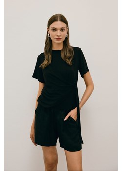 T-SHIRT DAMSKI ZOI BLACK ze sklepu Jemiol w kategorii Bluzki damskie - zdjęcie 186640653