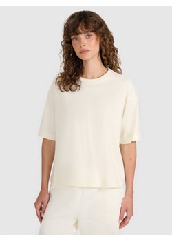 Damski t-shirt oversize 4F 4FWAW25TTSHF2350 - beżowy ze sklepu Sportstylestory.com w kategorii Bluzki damskie - zdjęcie 186640982
