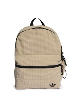 Plecak adidas Originals Classic JW1186 - beżowy ze sklepu streetstyle24.pl w kategorii Plecaki - zdjęcie 186646073