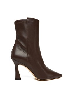 Stuart Weitzman Botki Vinnie SM440 Brązowy ze sklepu MODIVO w kategorii Botki - zdjęcie 186655491