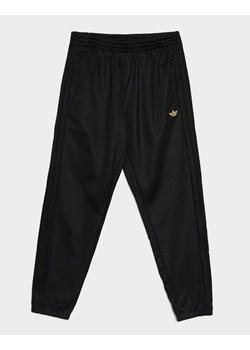 ADIDAS SPODNIE TERRACE TP ze sklepu JD Sports  w kategorii Spodnie męskie - zdjęcie 186659570