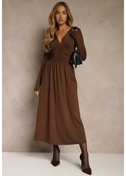 Brązowa Taliowana Sukienka Longsleeve z Wiskozą z Marszczeniem i Dekoltem V Elirie ze sklepu renee.pl w kategorii Sukienki - zdjęcie 186659944