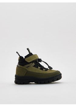 Reserved - Buty trekingowe za kostkę - zielony ze sklepu Reserved w kategorii Buty trekkingowe dziecięce - zdjęcie 186660823
