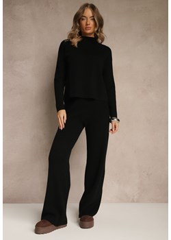 Czarny Komplet z Prążkowanej Dzianiny Spodnie Wide Leg i Sweter ze Stójką Feniria - id: WMY-5744-MIX3K-38-BLACK - marki Renee - 186666592 Czarny Komplet z Prążkowanej Dzianiny Spodnie Wide Leg i Sweter ze Stójką Feniria ze sklepu renee.pl w kategorii Komplety i garnitury damskie - zdjęcie 186666592