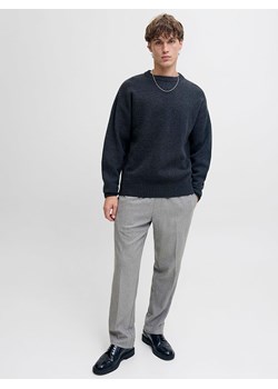 Jack &amp; Jones Spodnie w kolorze szarym ze sklepu Limango Polska w kategorii Spodnie męskie - zdjęcie 186675573