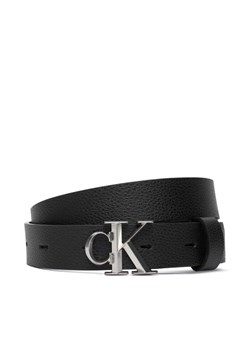 Calvin Klein Pasek Damski Facet Ck Buckle Pebble 25Mm LV04F7060G Czarny ze sklepu MODIVO w kategorii Paski damskie - zdjęcie 186680210