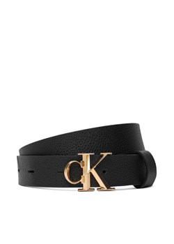 Pasek Damski Calvin Klein Facet Ck Buckle Pebble 25Mm LV04F7060G Czarny ze sklepu eobuwie.pl w kategorii Paski damskie - zdjęcie 186685040