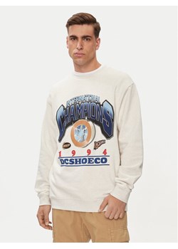 DC Shoes Bluza Mvp Crew ADYSF03121 Écru Relaxed Fit ze sklepu MODIVO w kategorii Bluzy męskie - zdjęcie 186691043