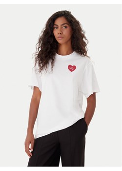 HUGO T-Shirt Vintag 50551445 Biały Regular Fit - id: 0000305478825 - marki Hugo Boss - 186700231 HUGO T-Shirt Vintag 50551445 Biały Regular Fit ze sklepu MODIVO w kategorii Bluzki damskie - zdjęcie 186700231