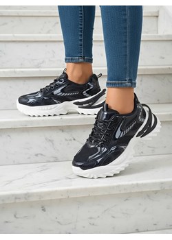 Royalfashion Sportowe sneakersy damskie na grubszej podeszwie Nettes ze sklepu royalfashion.pl w kategorii Buty sportowe damskie - zdjęcie 186704210