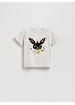 Reserved - Bawełniany t-shirt Bing - jasnoszary ze sklepu Reserved w kategorii T-shirty chłopięce - zdjęcie 186704343