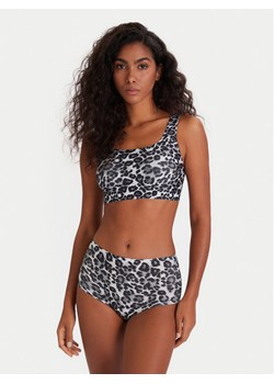 Chantelle Figi klasyczne z wysokim stanem Soft Stretch C11D70 Szary ze sklepu MODIVO w kategorii Majtki damskie - zdjęcie 186708710