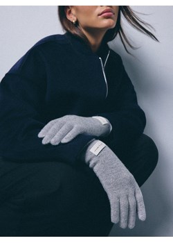 Mohito - Wełniane szare rękawiczki - szary - id: 957GD-09X - marki Mohito - 186714281 Mohito - Wełniane szare rękawiczki - szary ze sklepu Mohito w kategorii Rękawiczki damskie - zdjęcie 186714281