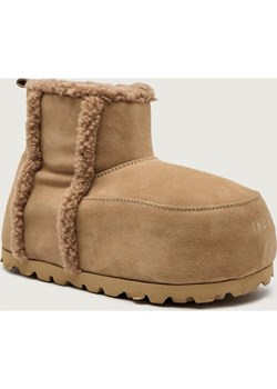 INUIKII Śniegowce CHUNKY | shearling | zamsz ze sklepu Gomez Fashion Store w kategorii Śniegowce damskie - zdjęcie 186715461