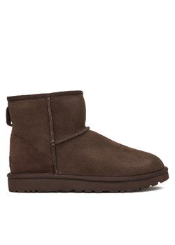 Śniegowce Ugg W Classic Mini II 1016222 Brązowy ze sklepu eobuwie.pl w kategorii Śniegowce damskie - zdjęcie 186723121