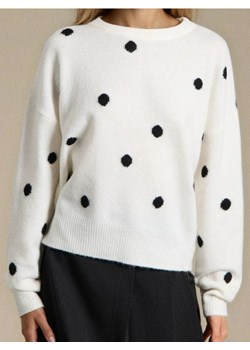 Sinsay - Sweter chunky w kropki z domieszką wełny - kremowy ze sklepu Sinsay w kategorii Swetry damskie - zdjęcie 186725311
