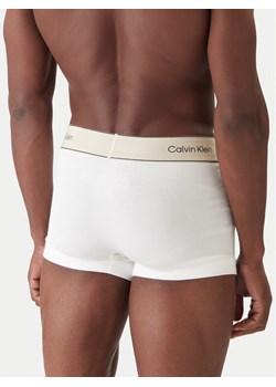 Calvin Klein Underwear Komplet 3 par bokserek LV00NB4446 Kolorowy ze sklepu MODIVO w kategorii Majtki męskie - zdjęcie 186729460