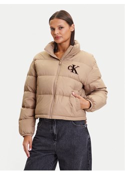 Calvin Klein Jeans Kurtka puchowa Graphic Logo LV047D503G Beżowy Regular Fit ze sklepu MODIVO w kategorii Kurtki damskie - zdjęcie 186740963