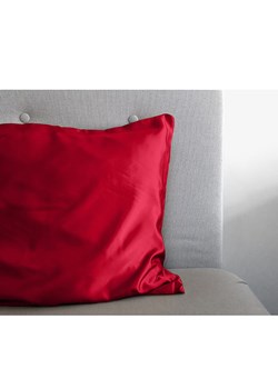 Sleeptime Perkalowa poszewka &quot;Beauty Skin Care&quot; w kolorze czerwonym na poduszkę ze sklepu Limango Polska w kategorii Pościele - zdjęcie 186747934