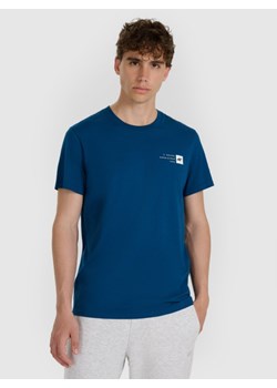 Męski t-shirt z nadrukiem 4F 4FWAW25TTSHM3131 - granatowy ze sklepu Sportstylestory.com w kategorii T-shirty męskie - zdjęcie 186749190
