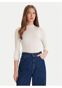 Lacoste Sweter AF4189 Écru Slim Fit ze sklepu MODIVO w kategorii Swetry damskie - zdjęcie 186769111