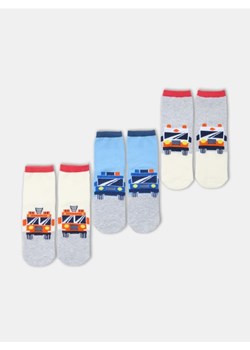 Sinsay - Prążkowane skarpetki 3 pack - wielobarwny ze sklepu Sinsay w kategorii Skarpetki dziecięce - zdjęcie 186777793