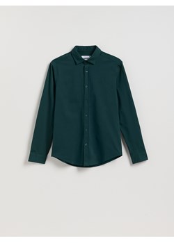 Reserved - Gładka koszula slim fit - ciemnozielony ze sklepu Reserved w kategorii Koszule męskie - zdjęcie 186779731