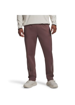 Męskie spodnie do biegania Under Armour Halo Running Pants - brązowe ze sklepu Sportstylestory.com w kategorii Spodnie męskie - zdjęcie 186786162