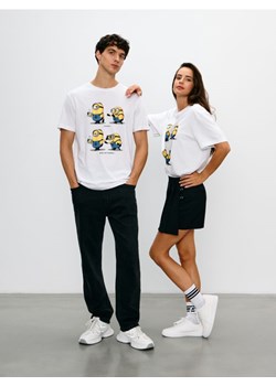 Sinsay - Bawełniana koszulka z nadrukiem Minions - biały ze sklepu Sinsay w kategorii T-shirty męskie - zdjęcie 186787674