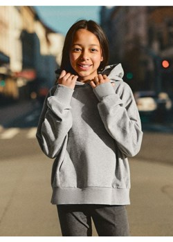 Sinsay - Bluza z kapturem basic - szary ze sklepu Sinsay w kategorii Bluzy dziewczęce - zdjęcie 186793170