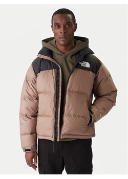 The North Face Kurtka puchowa 1996 Retro Nuptse NF0A3C8D Brązowy Loose Fit ze sklepu MODIVO w kategorii Kurtki męskie - zdjęcie 186795542