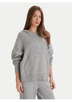 Calvin Klein Underwear Bluza LV00QS7568 Szary Regular Fit ze sklepu MODIVO w kategorii Bluzy damskie - zdjęcie 186795564