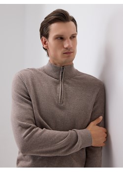 Reserved - Sweter z zapinanym golfem - beżowy ze sklepu Reserved w kategorii Swetry męskie - zdjęcie 186797360