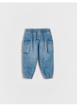 Reserved - Jeansy jogger cargo - niebieski ze sklepu Reserved w kategorii Spodnie chłopięce - zdjęcie 186797603