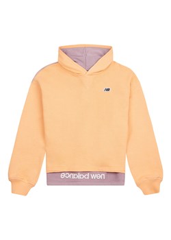Bluza dziecięca New Balance LAKG0040PAE – pomarańczowa ze sklepu New Balance Poland w kategorii Bluzy dziewczęce - zdjęcie 186804242