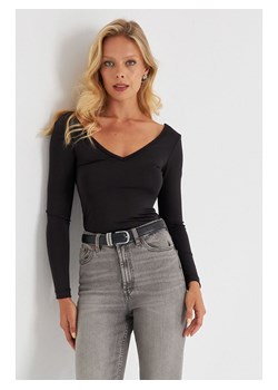 trendyol Koszulka w kolorze czarnym ze sklepu Limango Polska w kategorii Bluzki damskie - zdjęcie 186809610