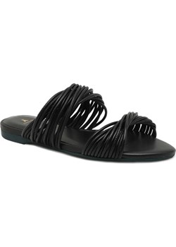Patrizia Pepe Skórzane klapki ze sklepu Gomez Fashion Store w kategorii Klapki damskie - zdjęcie 186826112