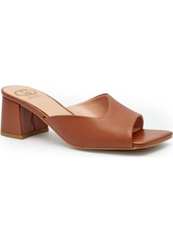 Liu Jo Skórzane klapki JUDY 01 ze sklepu Gomez Fashion Store w kategorii Klapki damskie - zdjęcie 186826214