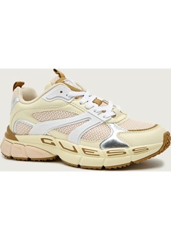 Guess Sneakersy BEVALLI ze sklepu Gomez Fashion Store w kategorii Buty sportowe damskie - zdjęcie 187041293
