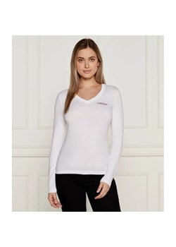Guess Jeans Bluzka | Slim Fit - id: GE244W000014F11 - marki Guess - 187041310 Guess Jeans Bluzka | Slim Fit ze sklepu Gomez Fashion Store w kategorii Bluzki damskie - zdjęcie 187041310