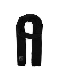 Szalik Calvin Klein Emblem LV04D8014G Czarny ze sklepu eobuwie.pl w kategorii Szaliki i chusty damskie - zdjęcie 187041394