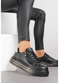 Czarne Sneakersy na Grubej Podeszwie z Perforacją i Suwakiem Giorinea ze sklepu born2be.pl w kategorii Buty sportowe damskie - zdjęcie 187042200