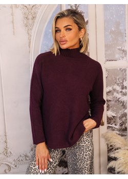 SWETER OVERSIZE Z PÓŁGOLFEM W PRĄŻKI- BORDOWY ze sklepu olika.com.pl w kategorii Swetry damskie - zdjęcie 187047781