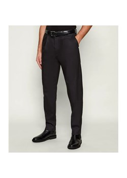 Calvin Klein Spodnie chino | Tapered fit ze sklepu Gomez Fashion Store w kategorii Spodnie męskie - zdjęcie 187187732