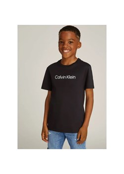 Calvin Klein Jeans T-shirt | Regular Fit ze sklepu Gomez Fashion Store w kategorii T-shirty chłopięce - zdjęcie 187187851