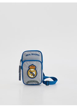 Reserved - Saszetka Real Madrid - jasnoszary - id: 865HF-09X - marki Reserved - 187189412 Reserved - Saszetka Real Madrid - jasnoszary ze sklepu Reserved w kategorii Torby i walizki dziecięce - zdjęcie 187189412