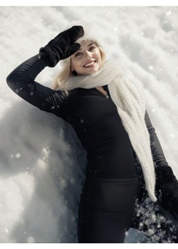 Sinsay - Bluza ocieplana sztucznym futerkiem - czarny - id: 892HJ-99X - marki Sinsay - 187200422 Sinsay - Bluza ocieplana sztucznym futerkiem - czarny ze sklepu Sinsay w kategorii Bluzy damskie - zdjęcie 187200422