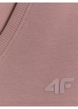Damski t-shirt bez nadruku 4F 4FWAW25TTSHF2972 - beżowy ze sklepu Sportstylestory.com w kategorii Bluzki damskie - zdjęcie 187202461