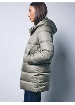 Mohito - Puchowa kurtka - ciemny zielony - id: 026GI-79X - marki Mohito - 187207134 Mohito - Puchowa kurtka - ciemny zielony ze sklepu Mohito w kategorii Kurtki damskie - zdjęcie 187207134